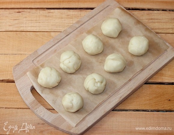 И тесто тоже.