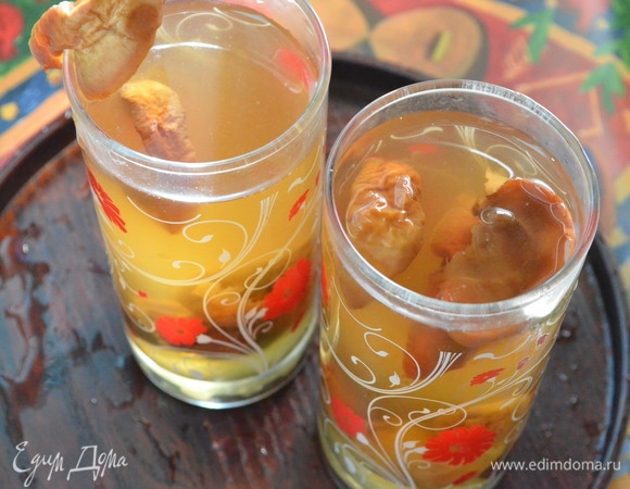 В конце добавить лимонную кислоту или сок лимона, сахар по вкусу, перемешать и убрать кастрюлю с огня.