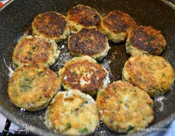 Эти котлетки пойдут на ура в качестве добавки!)