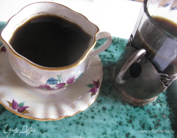 Наливаем в любимые чашечки и приправляем специями. Всем приятного!