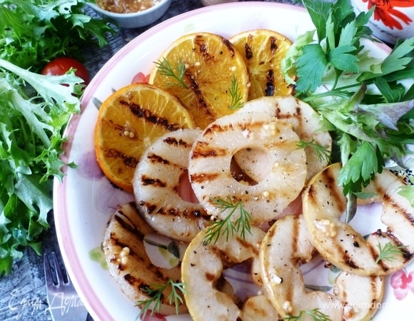 Готово! Такие фрукты гриль — отличный гарнир к мясу или птице, дополнение для бутербродов или просто легкий перекус. Приятного аппетита!