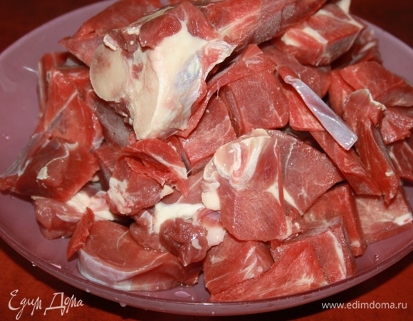 Разделать на кусочки.