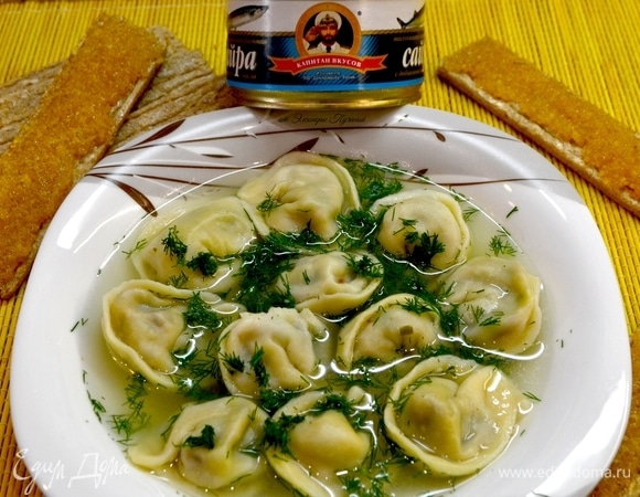 Посыпать свежей зеленью.