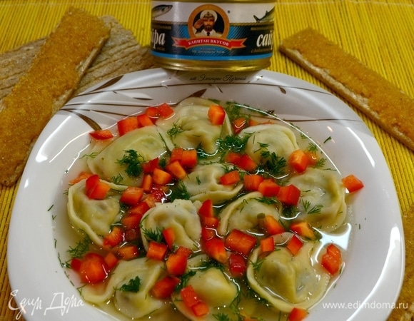 Добавить нарезанный мелким кубиком болгарский красный перец. Это очень вкусно! Приятного аппетита!