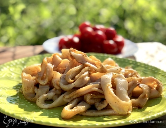 Подаем к столу. Приятного аппетита!