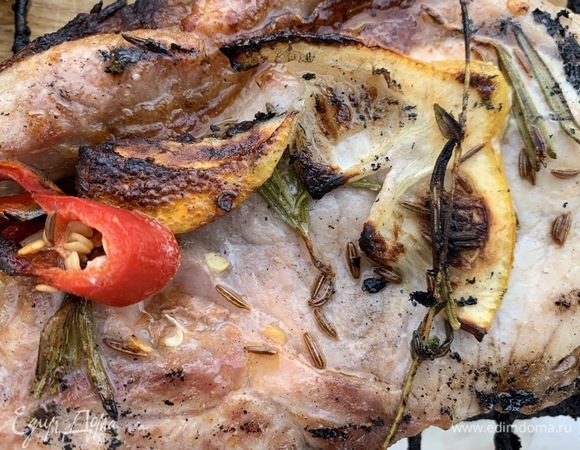 Жарить с обеих сторон 7–10 минут.