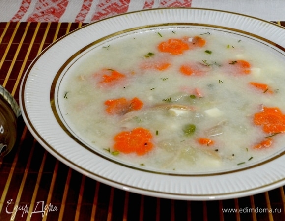 Суп подать порционно.