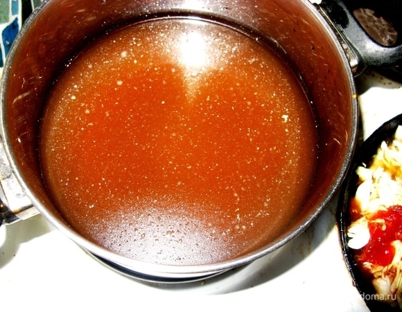 Лично я все-таки сделала термическую обработку (на всякий случай), но в оригинальном рецепте этого не делают.