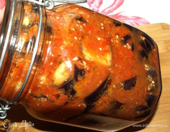 Ставим баклажаны в холодильник на 2 часа или на ночь.