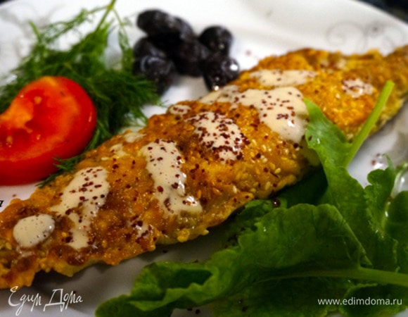 Подавать рыбу с соусом тахини, бабагануш, рисом, булгуром, картофелем, с сезонными овощами и зеленью. Приятного аппетита!