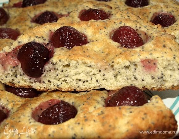 Можно подавать. При желании посыпать сахарной пудрой.