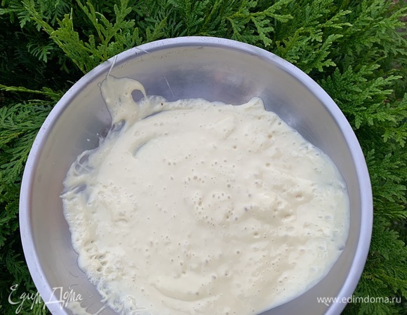 Растопить шоколад.