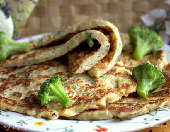 Блины сытные, хватает позавтракать 1 штучки.