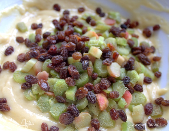 Еще добавить промытый и отжатый изюм.