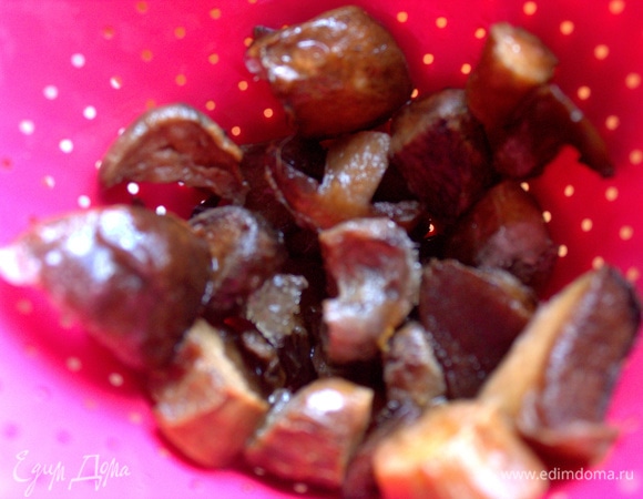 Грибы у меня уже нарезанные из заморозки.