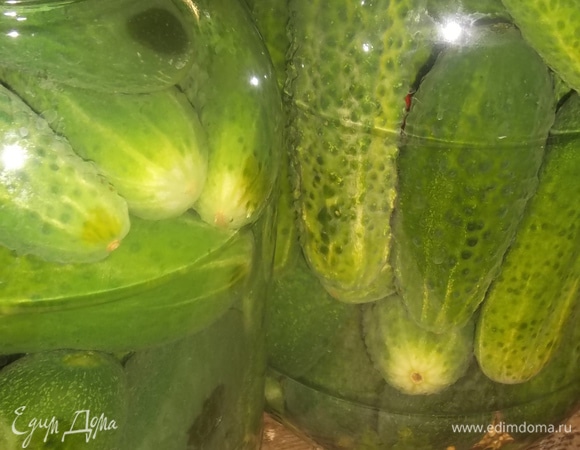 Залить кипятком на 30 минут. Воду слить. Прокипятить. Так повторить два раза.