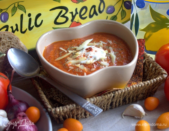 Я подавала с ржаной чиабаттой (рядом в магазине пекут).