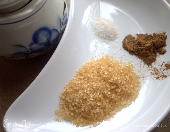 Подготовим сахар, ваниль, соль и корицу.