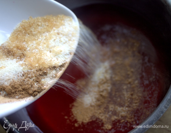 Всыпать в процеженный состав.