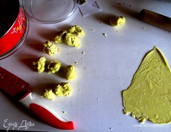 Вкусно, если их перед тем, как варить или жарить, положить в холодильник. После термообработки они вкуснее.