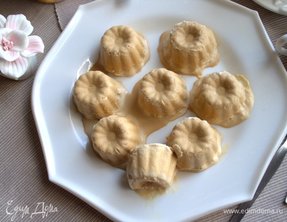 Завариваем кофе и подаем.