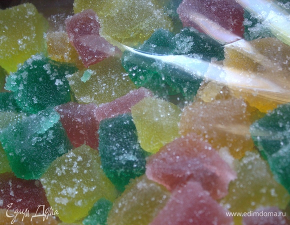 Мне захотелось добавить цветной мармелад.