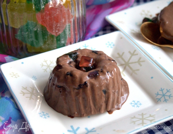 Но оказалось, что мармелад осел на дне и растопился частично, и мороженое не держит форму.