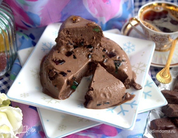 Подаем с кофе (это на любителя). Или просто как десерт.