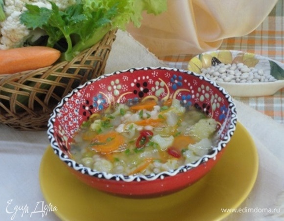 При подаче добавьте зелень по вкусу.