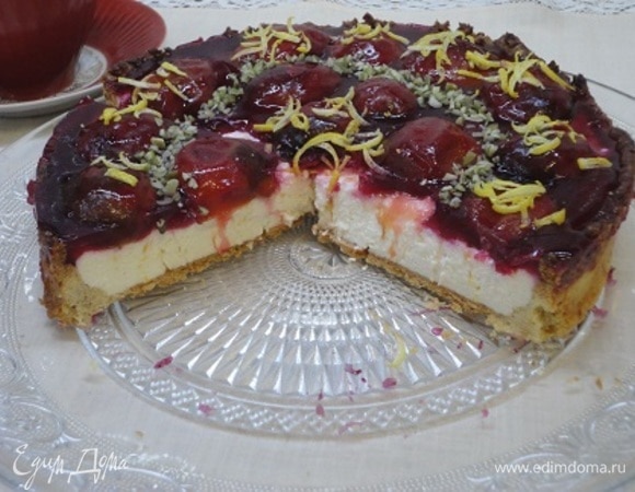 Выдержите в холодильнике пару часов до полного застывания желе.