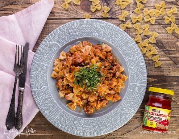 Перед подачей посыпьте блюдо мелко нарезанной петрушкой.