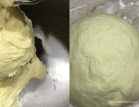 Муки может уйти чуть больше или чуть меньше, но не забивайте тесто мукой. Готовое тесто будет отставать от стенок миски, но будет еще немного липким — так и должно быть. Тесто завернуть в пленку и отправить в холодильник на ночь.