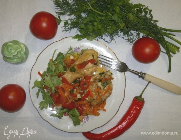 Сочная ароматная курица по-абхазски готова.