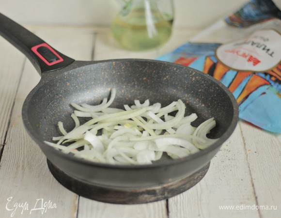 Аналогично поступаем с луком.