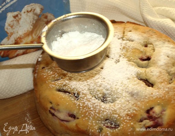 Посыпать сахарной пудрой Haas.