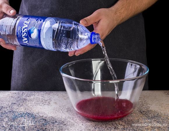 Добавьте в сок газированную воду.