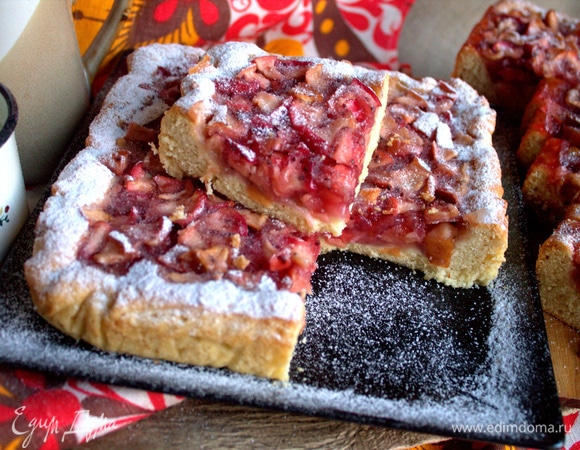 2–3 дня остается на столе не накрытым и не черствеет.