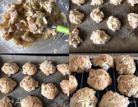 Ложкой выкладываем комочки теста на противень, посыпаем коричневым сахаром и выпекаем 20–25 минут. Подавать горячими или теплыми.