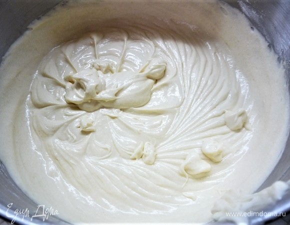 Вот такое красивое, нежное получается тесто.