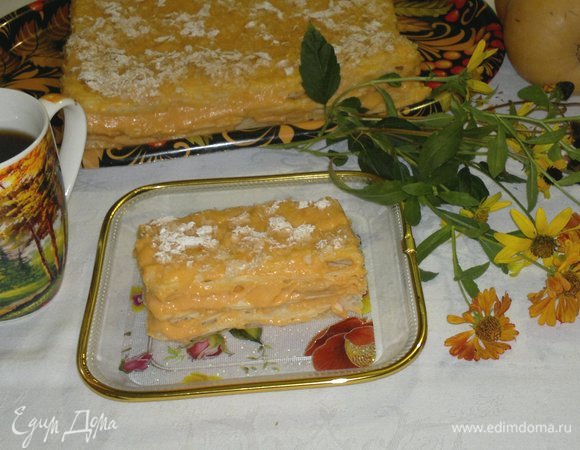 Разрезать торт на порции и подать к чаю или кофе. Угощайтесь! Приятного аппетита!