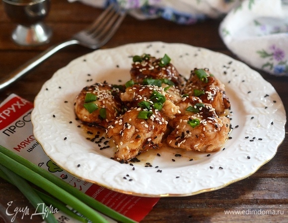 Подавайте с кунжутом и зеленым луком. Приятного аппетита!