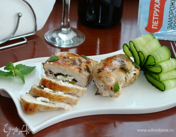 Ароматное, с необычным мятно-лимонным вкусом, куриное филе ТМ «Петруха» готово.