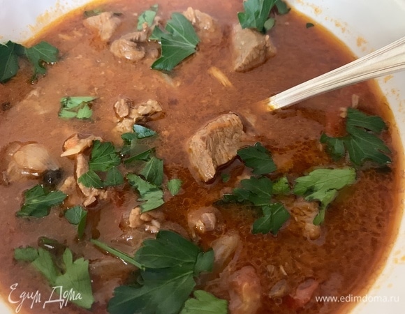 По желанию можно добавить зелень, петрушку и кинзу. Приятного аппетита!