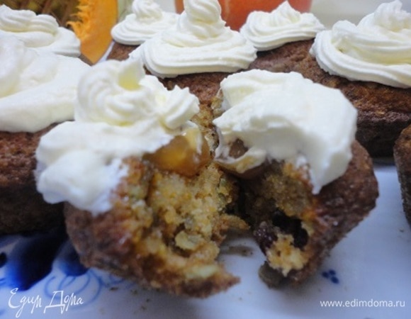 Получились кексы с начинкой.