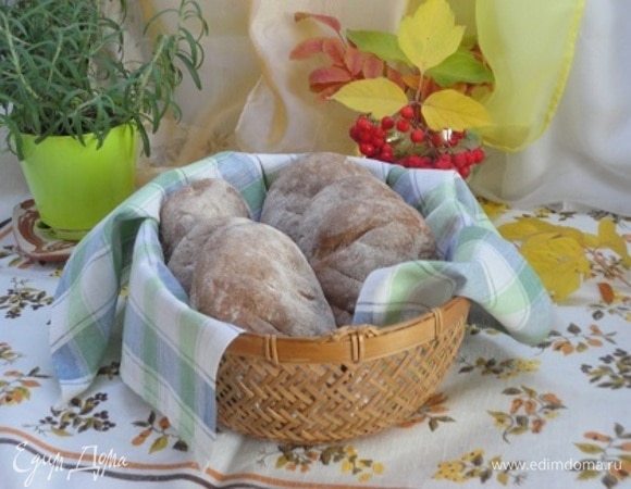 Остужаем на решетке под полотенцем.