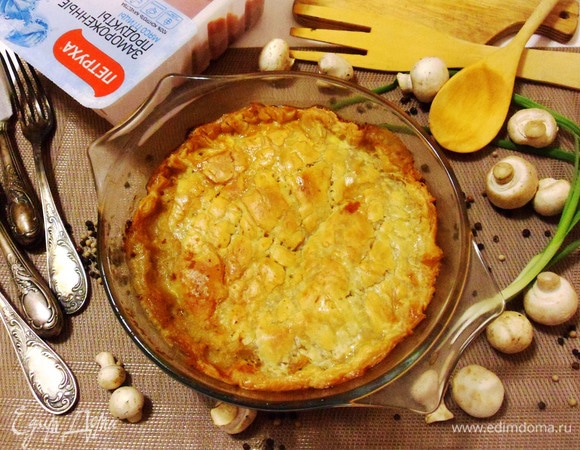 Валлийский пирог с курицей и грибами готов. Приятного ужина!