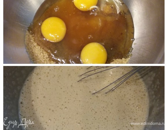 В миске смешать муку с разрыхлителем, щепоткой соли и содой. Сливочное масло растопить и слегка остудить. Форму (у меня стандартная форма для кекса) тщательно промазать маслом и посыпать мукой или манкой. Очень важно хорошо смазать форму, чтобы кекс не прилипал! В отдельной миске соединить яйца с сахаром и медом, взбить до посветления и образования легкой и пенистой массы. Добавить зернышки ванили.