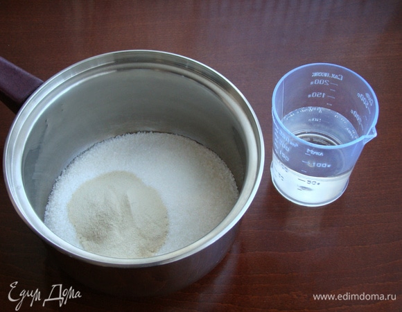 Так же подготовить ингредиенты для сиропа: сахар, агар-агар и воду. Агар-агар должен быть не менее 900 блюм.