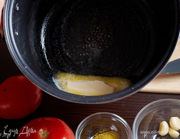 Сливочное масло растопите.