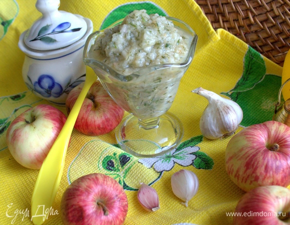 Соус можно взять с собой на пикник или приготовить на даче.